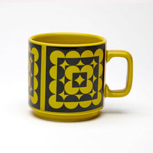 Load image into Gallery viewer, Magpie x Hornsea Mug Squarcles Chartreuse
