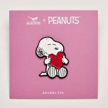 Load image into Gallery viewer, Magpie x Peanuts - Give Hugs heart vibe pin
